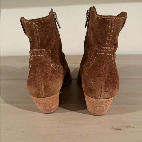 Dolce Vita Suede Bootie - Size 9.5 - Picture 3 of 4